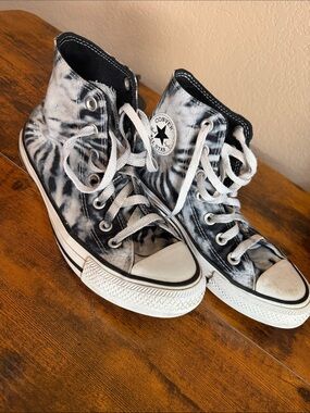 Converse High-Top Tie-Dye Sneakers - Black & White Size 6